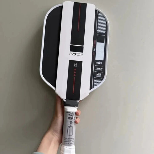 PRO IV 16MM Paddle - carbon fiber surface texture